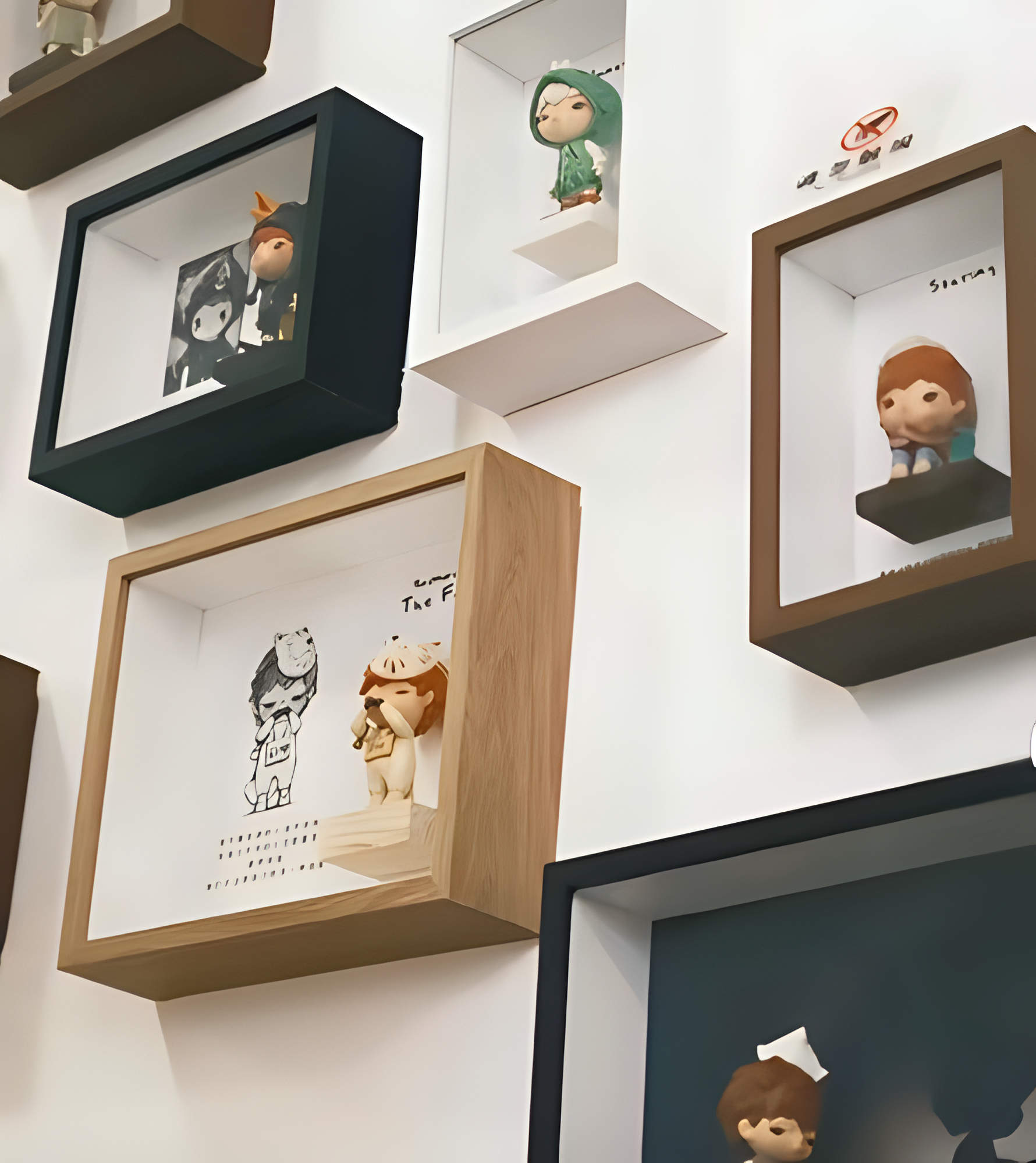 Custom figurines Display Frames